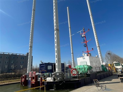 Samodvižna{0}}platforma na morju